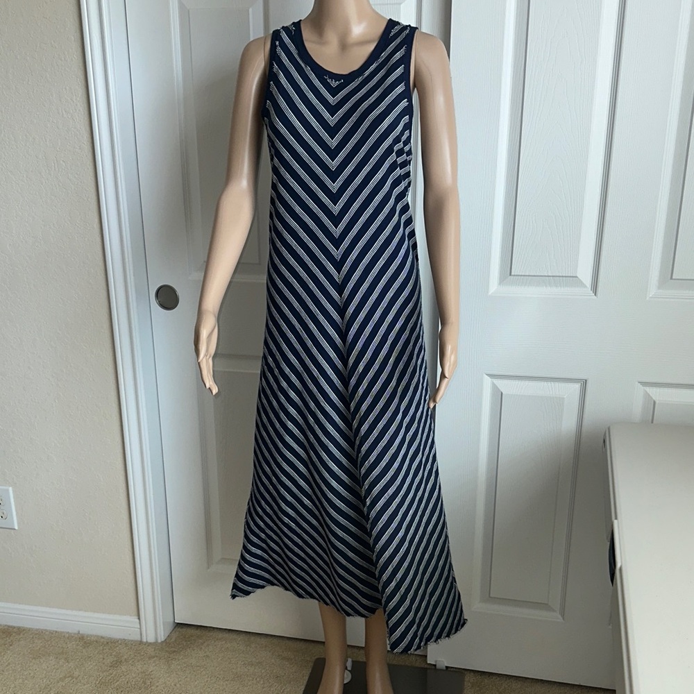 GAP Navy and White Chevron Maxi Dress